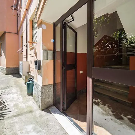 Apartman Il Giardino Di Ada Ground Floor With Ac And Patio *