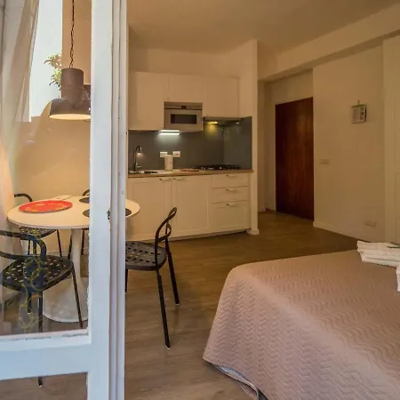 Apartman Il Giardino Di Ada Ground Floor With Ac And Patio