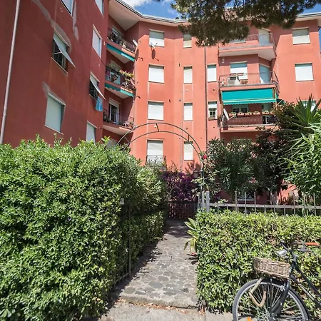 Apartman Il Giardino Di Ada Ground Floor With Ac And Patio