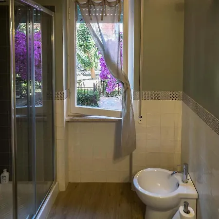 Apartment Il Giardino Di Ada Ground Floor With Ac And Patio Monterosso al Mare